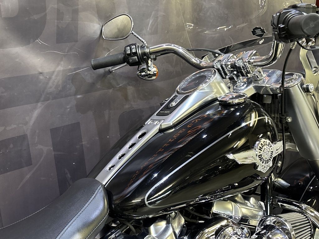 Chopper Softail Fat Boy FLFB  Chopper Softail Fat Boy FLFB