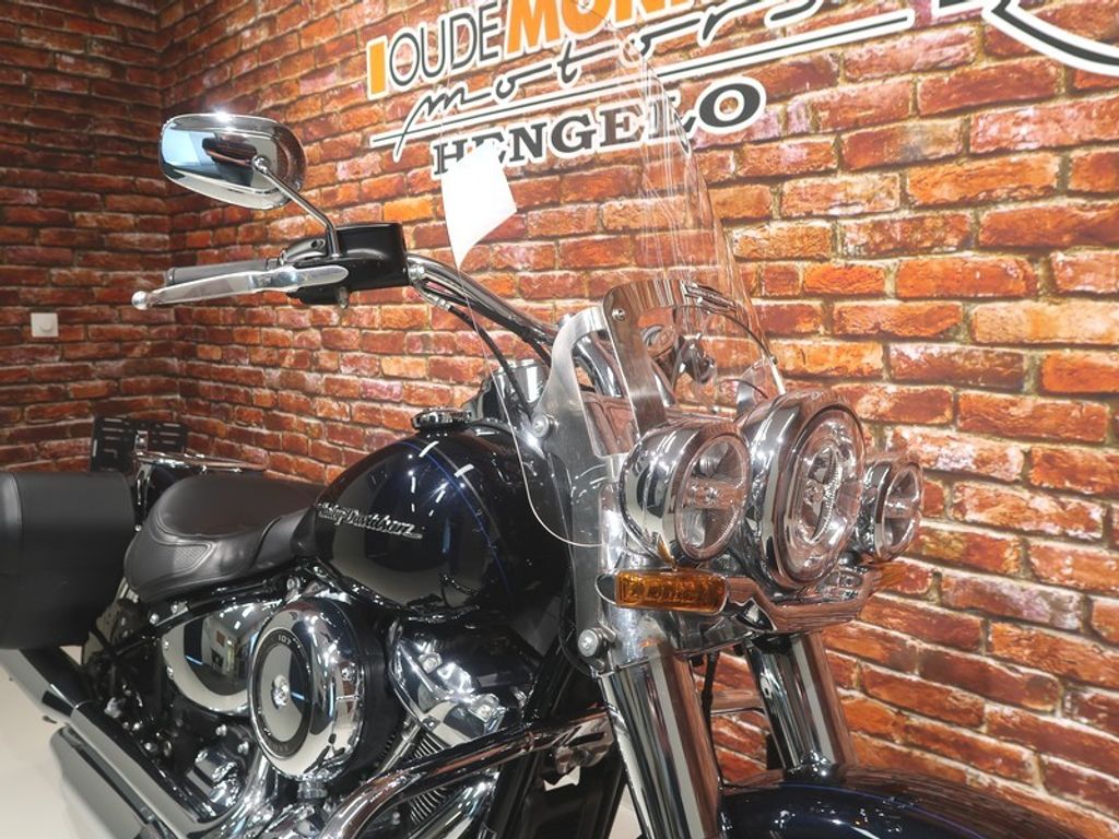 FLDE Softail de Luxe 107  FLDE Softail de Luxe 107