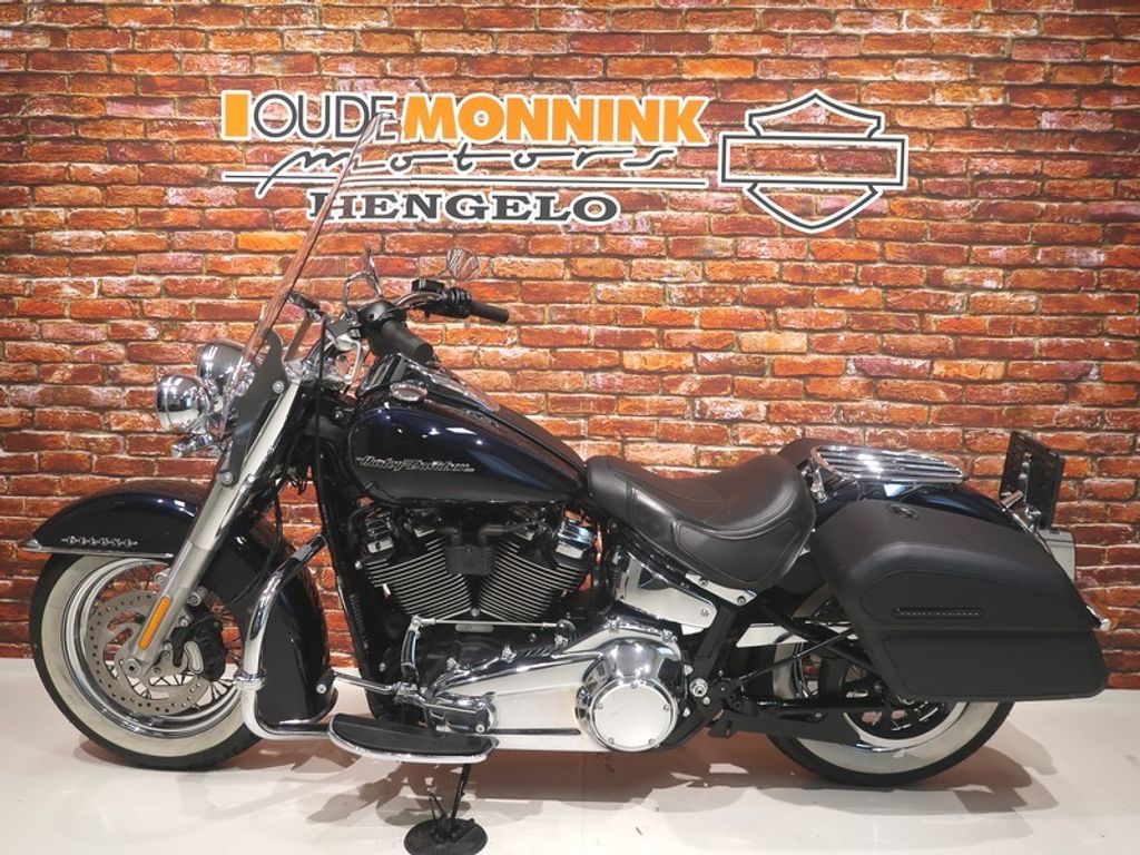 FLDE Softail de Luxe 107  FLDE Softail de Luxe 107