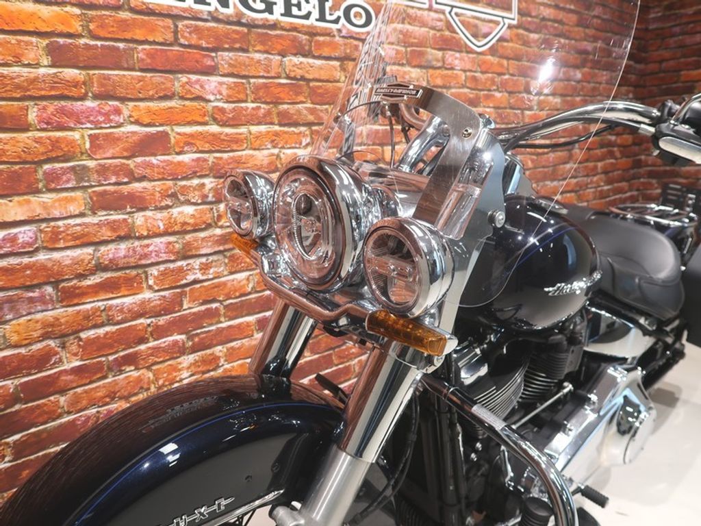 FLDE Softail de Luxe 107  FLDE Softail de Luxe 107