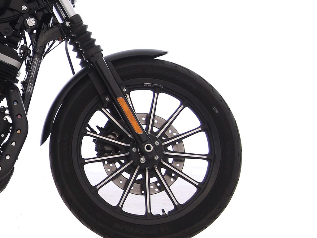 XL883N / XL883 N SPORTSTER IRON  XL883N / XL883 N SPORTSTER IRON