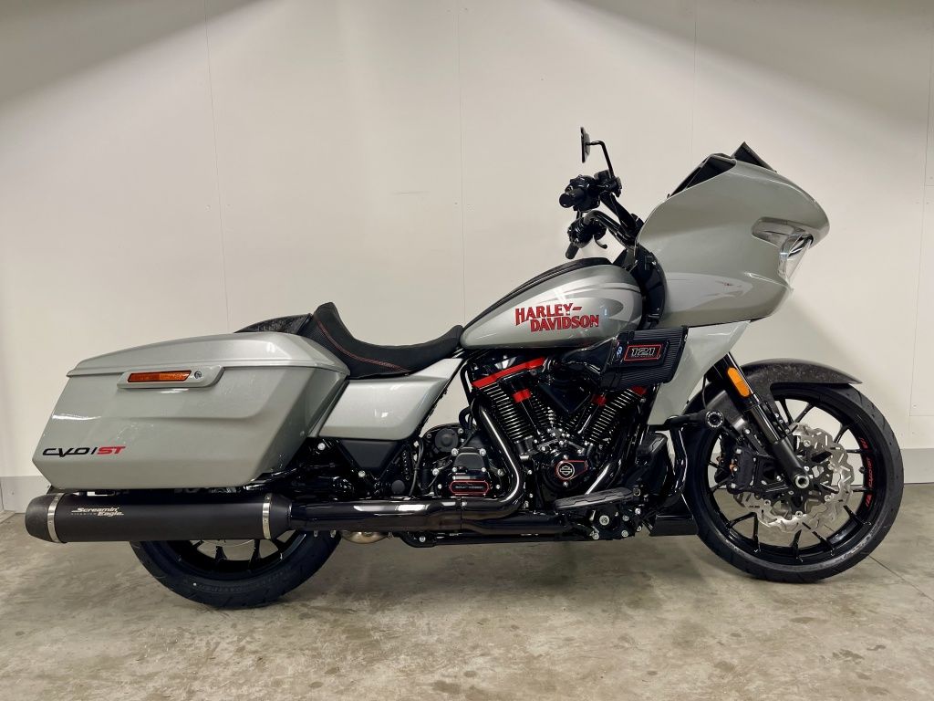  TOURING CVO ROAD GLIDE ST