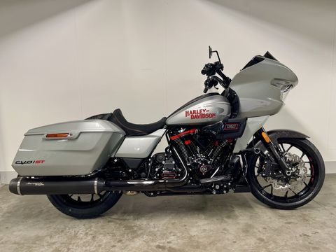  TOURING CVO ROAD GLIDE ST