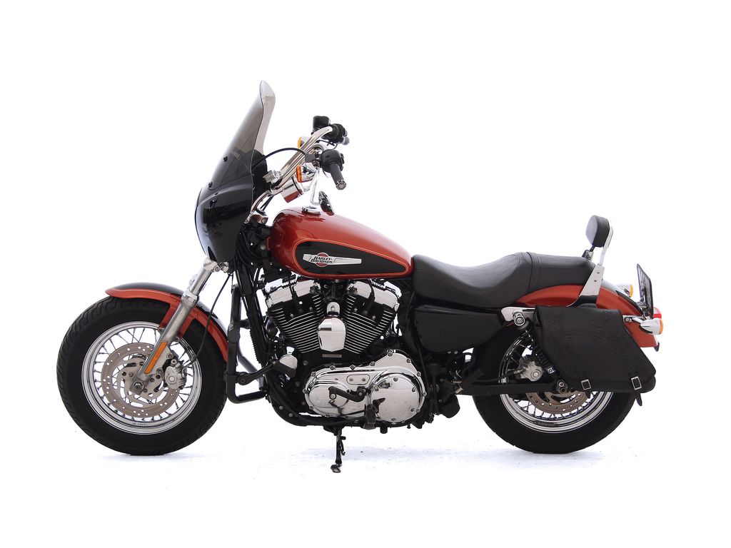 XL 1200C SPORTSTER CUSTOM  XL 1200C SPORTSTER CUSTOM