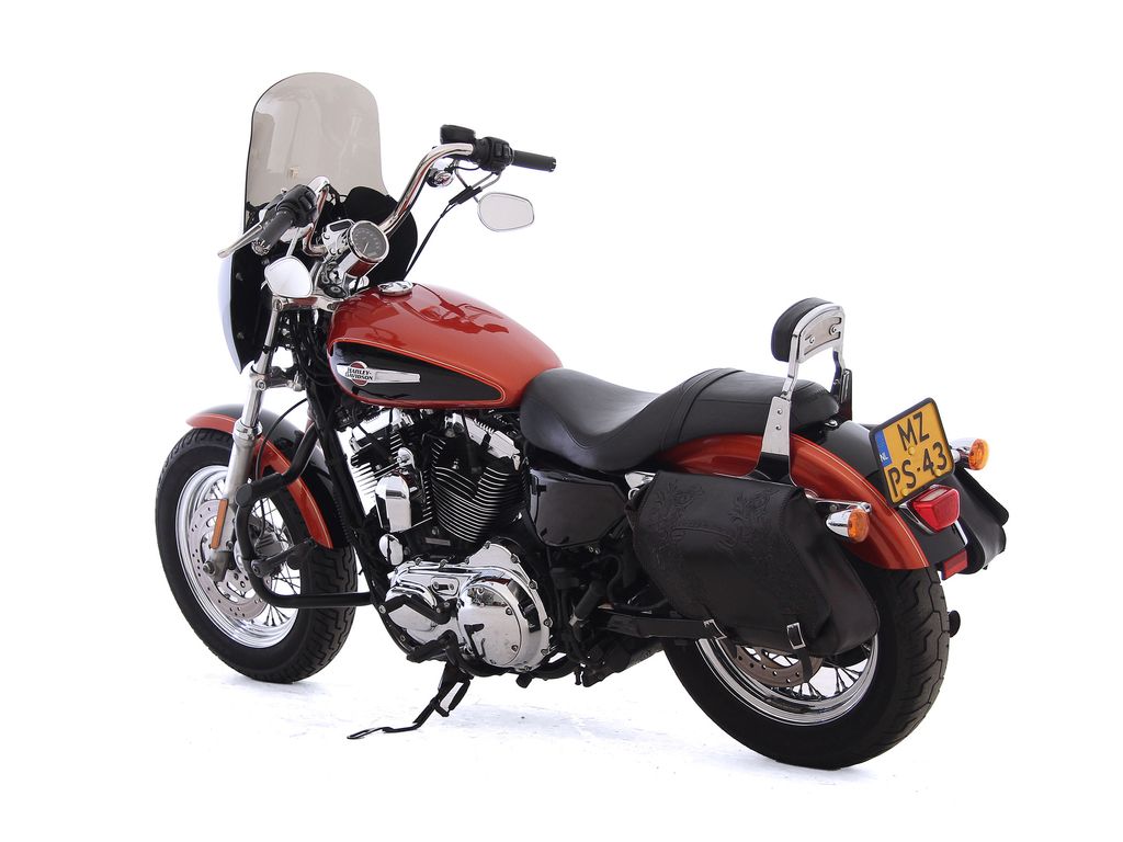 XL 1200C SPORTSTER CUSTOM  XL 1200C SPORTSTER CUSTOM