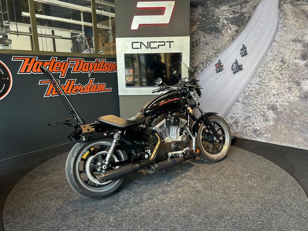 XL 883 L Super Low  XL 883 L Super Low