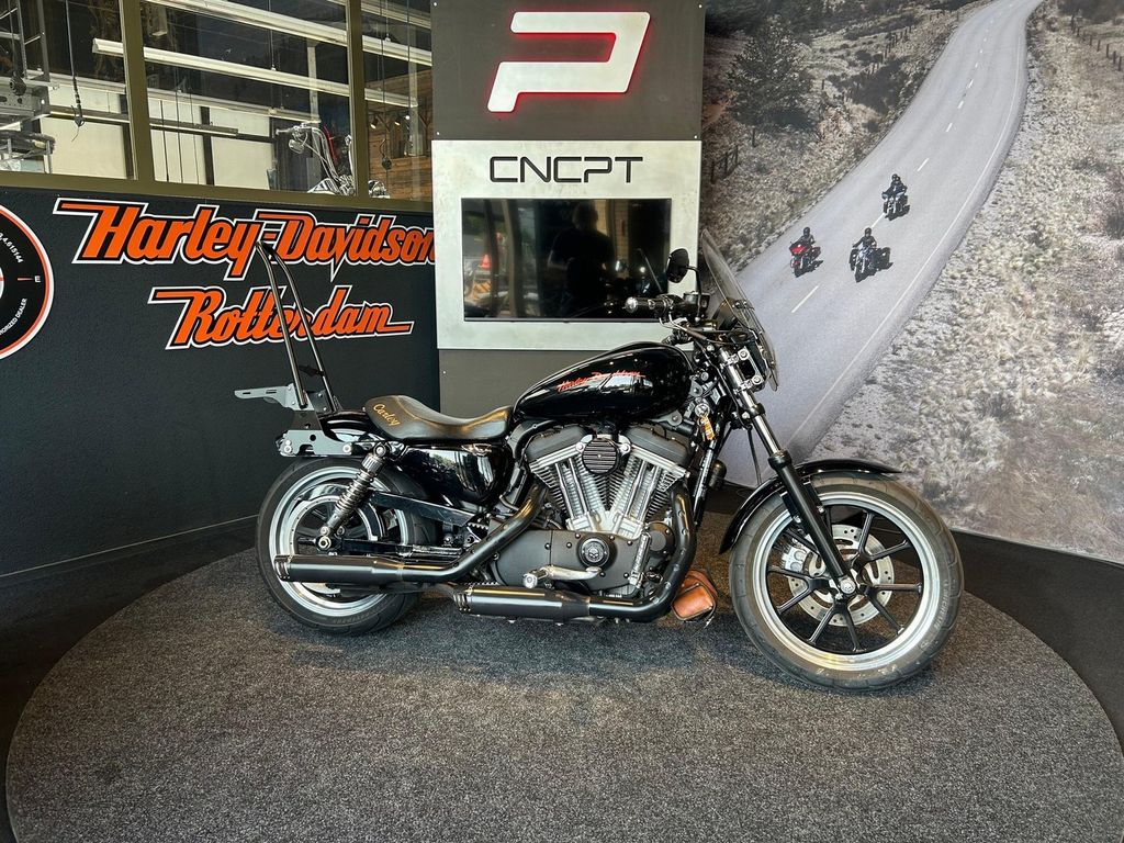 XL 883 L Super Low  XL 883 L Super Low