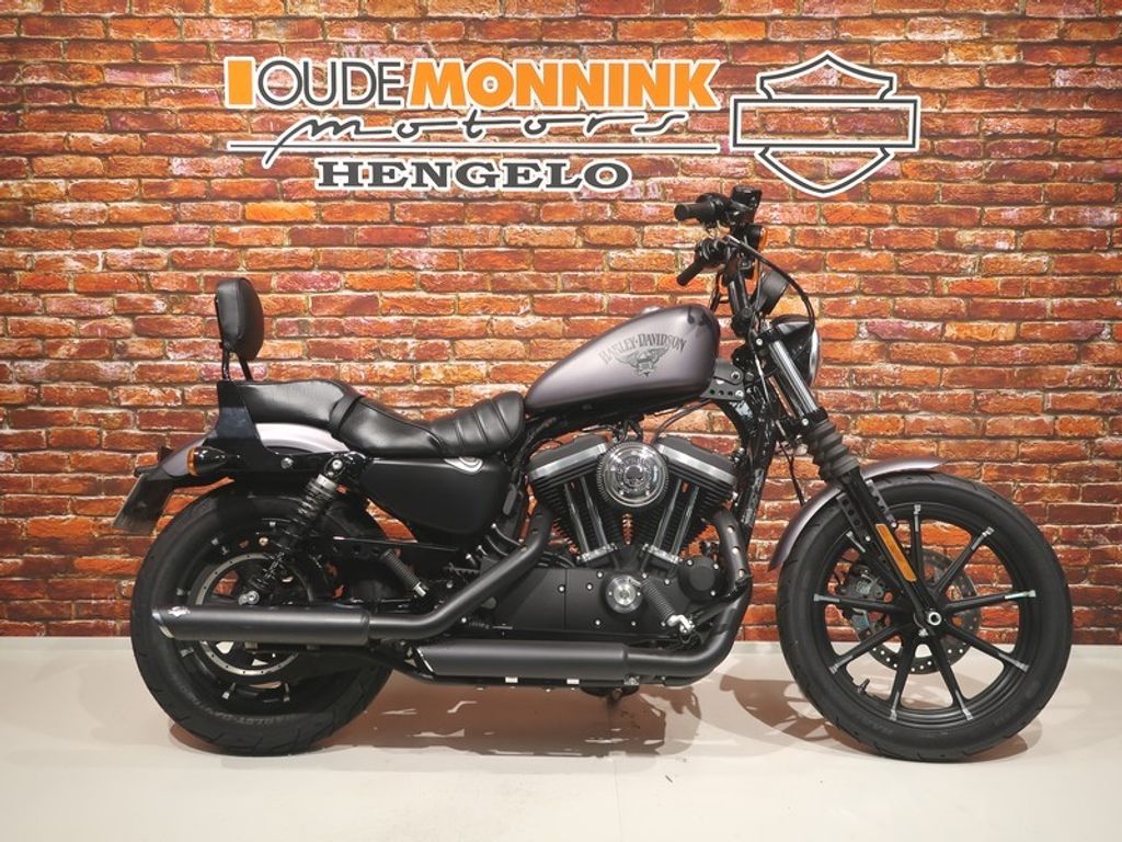  XL 883 N Iron Sportster