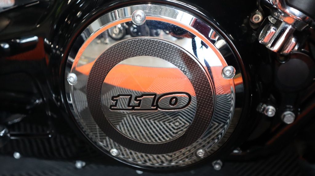 Chopper Street Glide C.V.O  Chopper Street Glide C.V.O