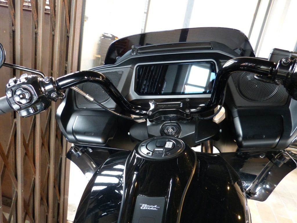 TOURING FLTRX ROAD GLIDE  TOURING FLTRX ROAD GLIDE