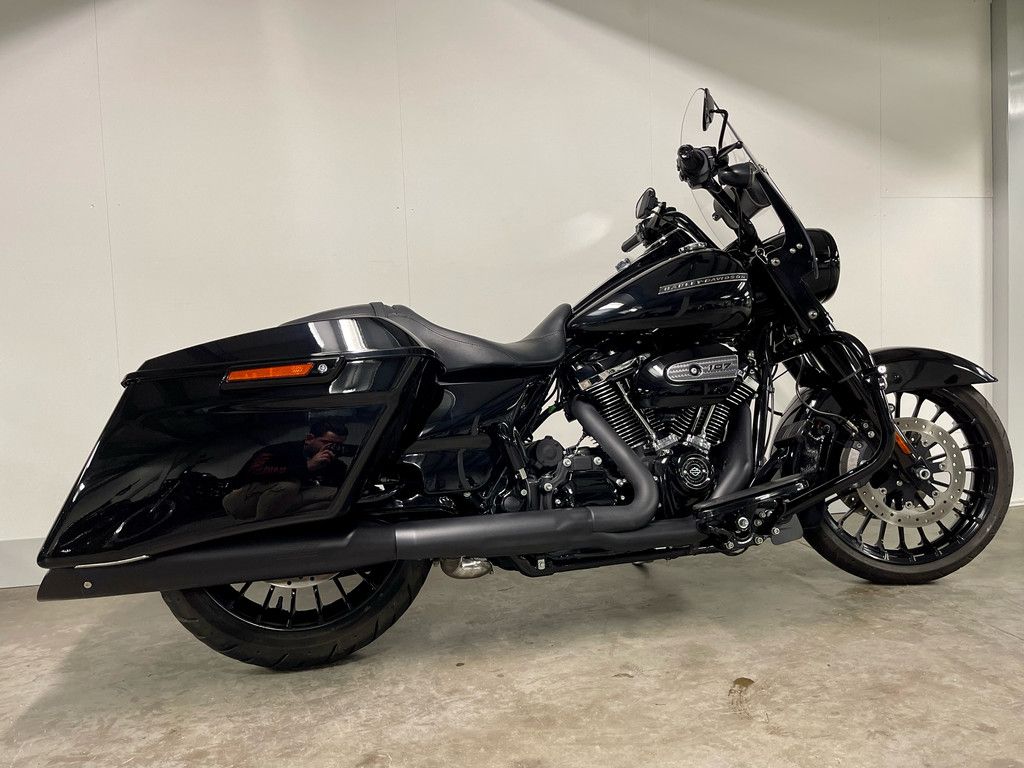 Tour TOURING FLHRXS ROAD KING SPECIAL  Tour TOURING FLHRXS ROAD KING SPECIAL