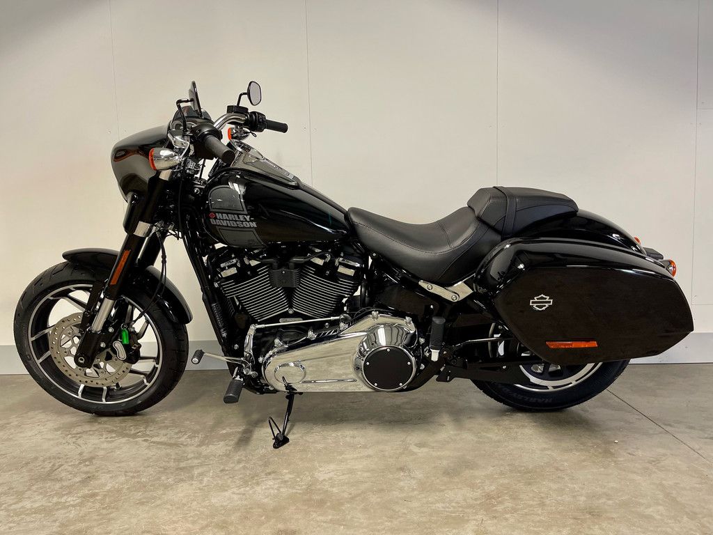 Cruiser SOFTAIL FLSB SPORT GLIDE  Cruiser SOFTAIL FLSB SPORT GLIDE