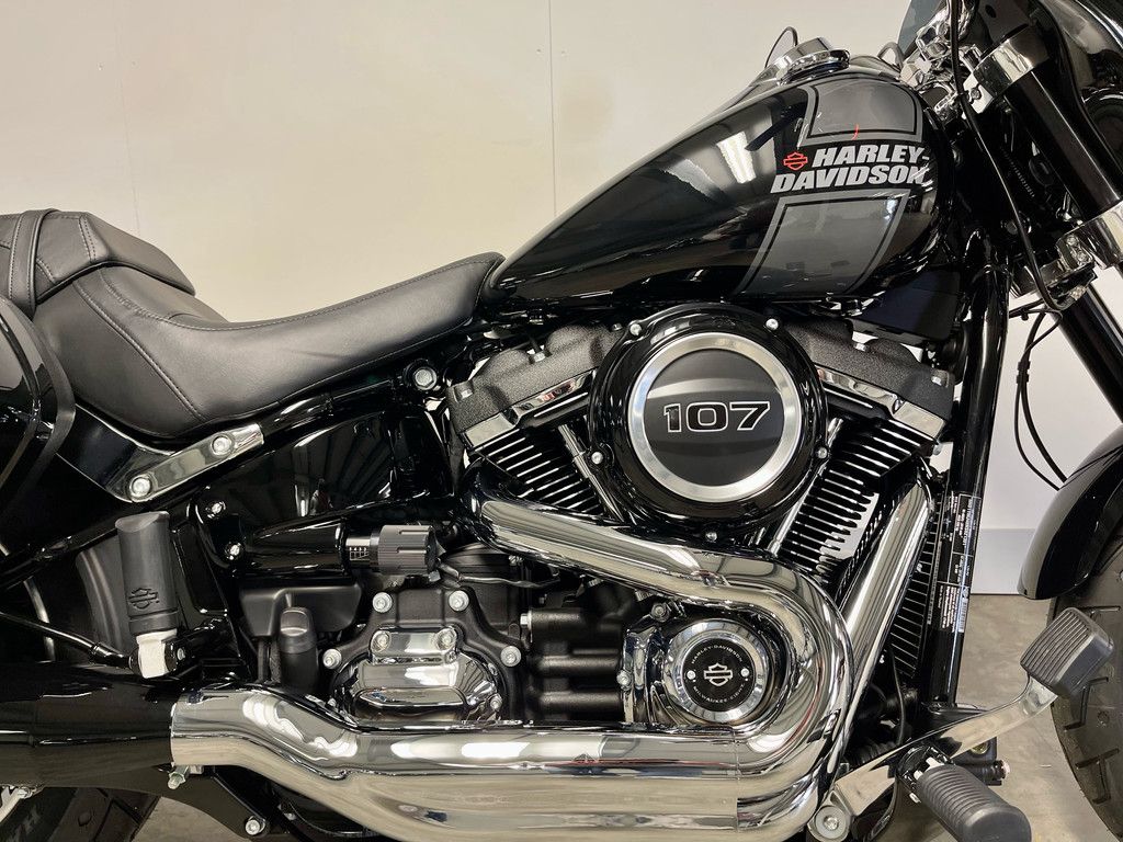 Cruiser SOFTAIL FLSB SPORT GLIDE  Cruiser SOFTAIL FLSB SPORT GLIDE