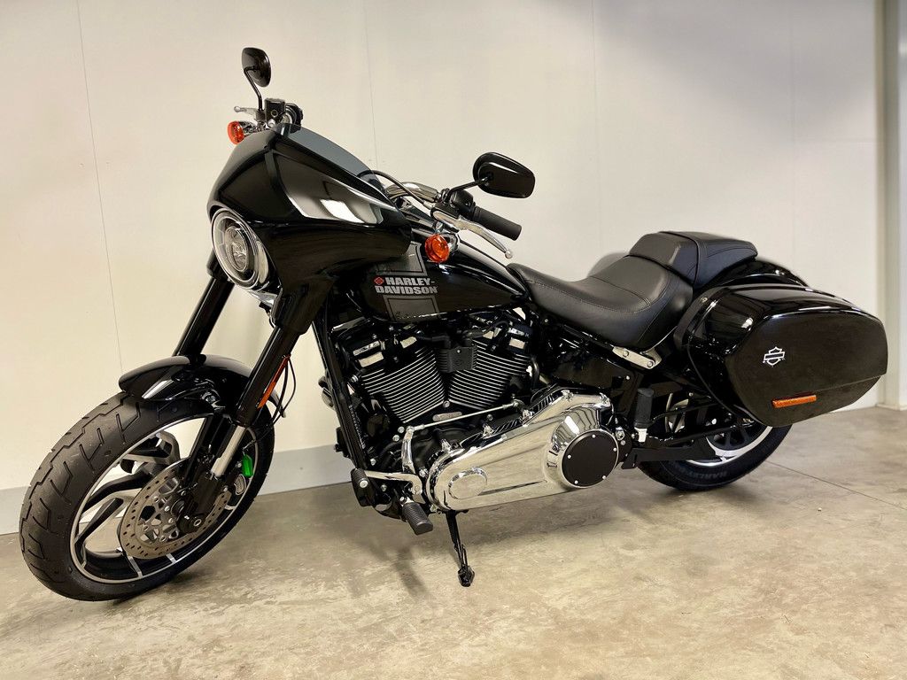 Cruiser SOFTAIL FLSB SPORT GLIDE  Cruiser SOFTAIL FLSB SPORT GLIDE