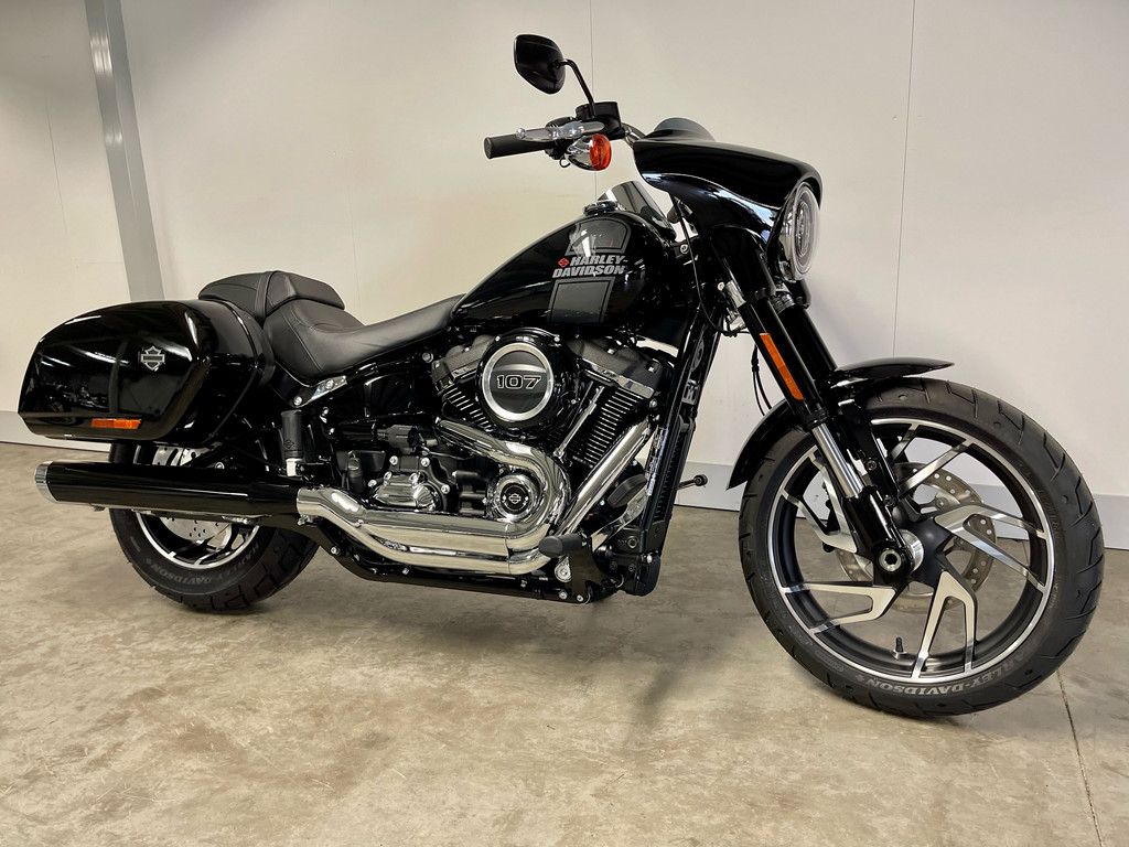 Cruiser SOFTAIL FLSB SPORT GLIDE  Cruiser SOFTAIL FLSB SPORT GLIDE