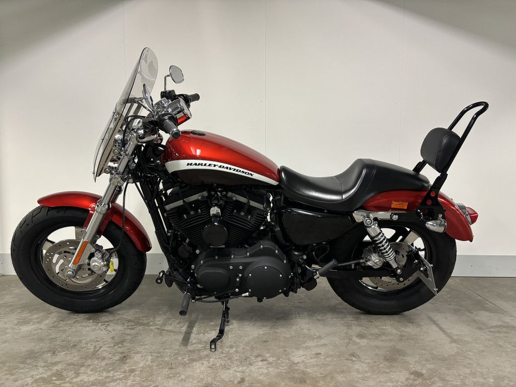 Cruiser SPORTSTER XL1200C CUSTOM  Cruiser SPORTSTER XL1200C CUSTOM