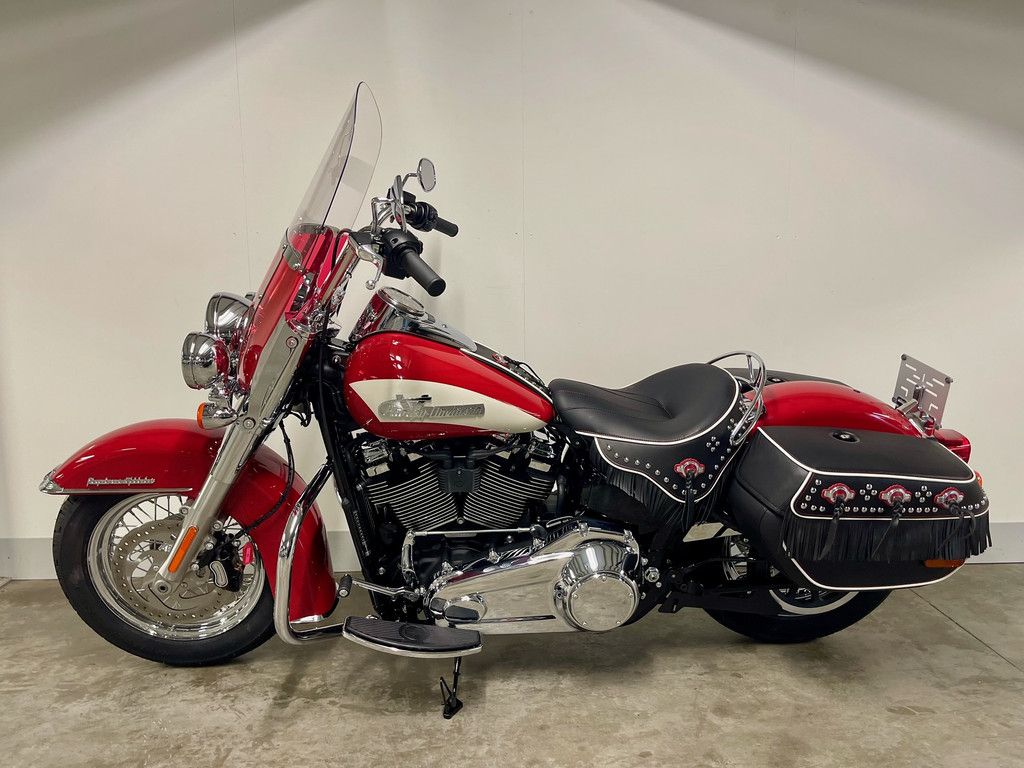 Cruiser SOFTAIL FLI HYDRA GLIDE REVIVAL  Cruiser SOFTAIL FLI HYDRA GLIDE REVIVAL