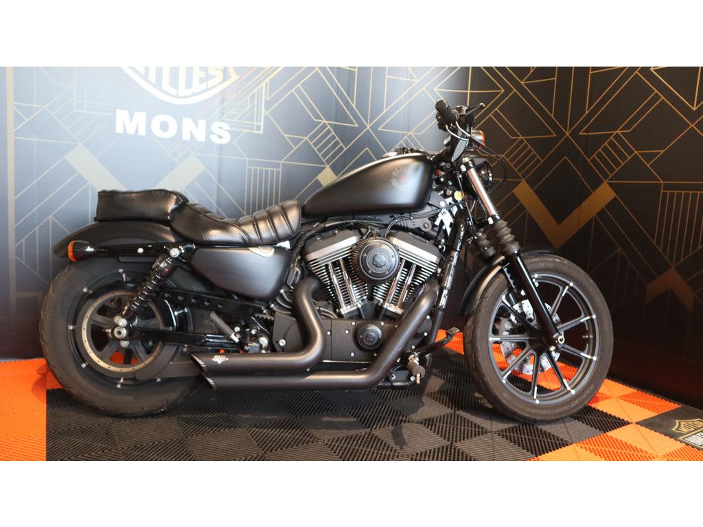  Chopper Iron 883