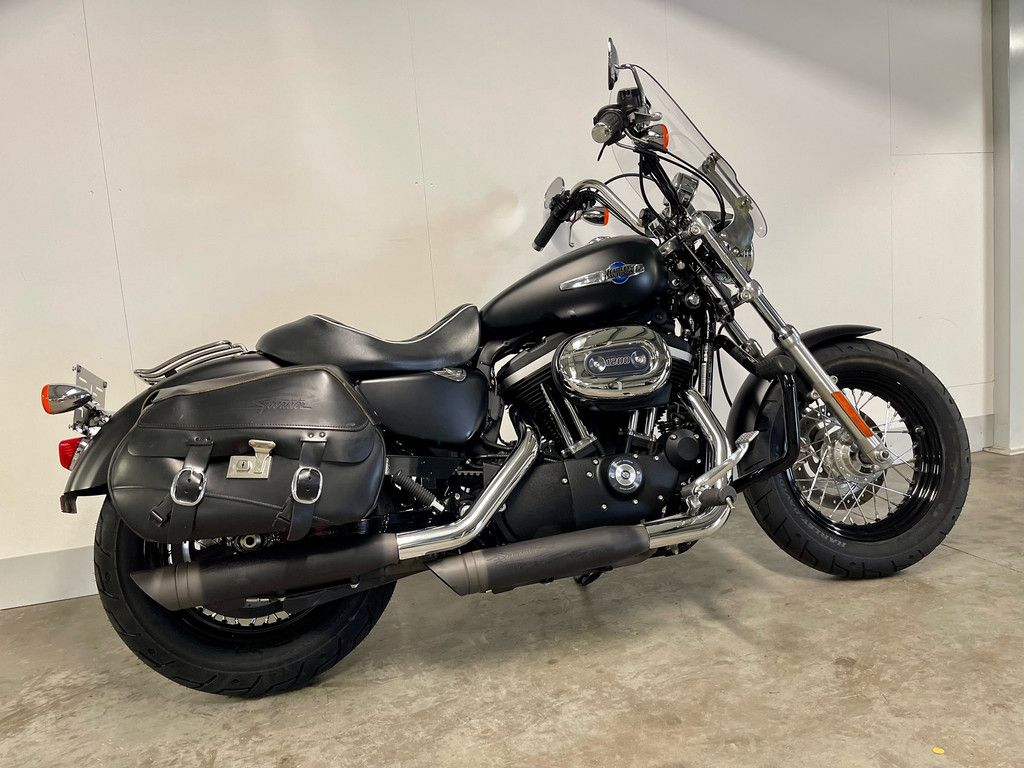 Cruiser SPORTSTER XL1200CB LIMITED MET REGELBARE UITLAAT  Cruiser SPORTSTER XL1200CB LIMITED MET REGELBARE UITLAAT