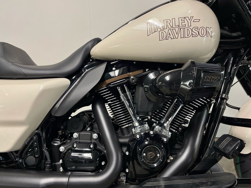 Tour TOURING FLHXST STREET GLIDE ST  Tour TOURING FLHXST STREET GLIDE ST