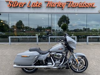  New Generation Street Glide met slechts 2570km