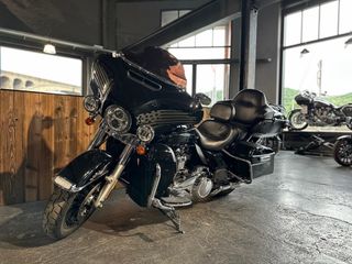  ULTRA LIMITED 107 TOURING