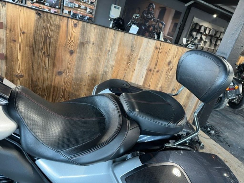 STREET GLIDE CVO 117 TOURING  STREET GLIDE CVO 117 TOURING