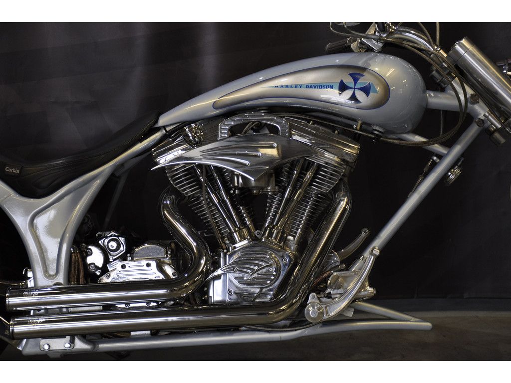 Chopper SOFTAIL FLST CUSTOM BIKE  Chopper SOFTAIL FLST CUSTOM BIKE