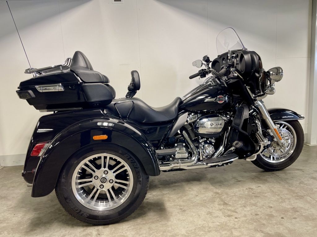 TRIKE FLHTCUTG TRI GLIDE ULTRA  TRIKE FLHTCUTG TRI GLIDE ULTRA