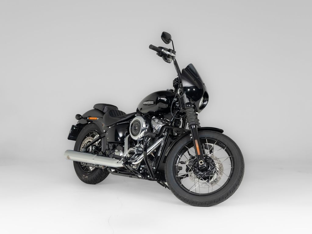  FXBB Street Bob Vivid Black