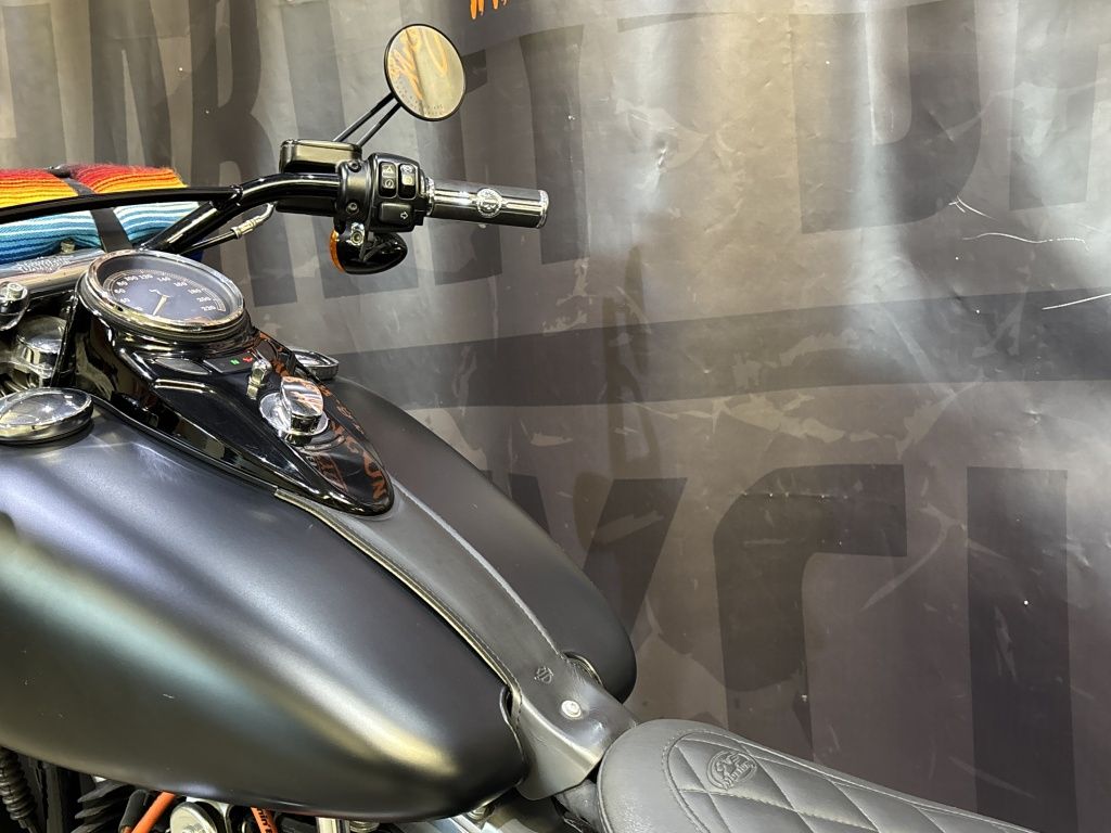 Chopper Softail Slim FLS  Chopper Softail Slim FLS