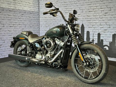  FXBB STREET BOB Laced Wheels - Solid Color van &amp;#8364; 20.845,- voor &amp;#