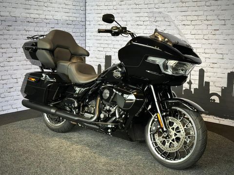  FLTRXL ROAD GLIDE LIMITED Black Trim - Vivid Black