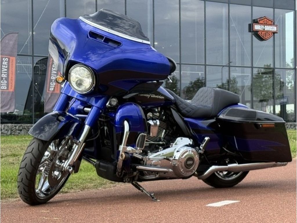  FLHXSE CVO Street Glide