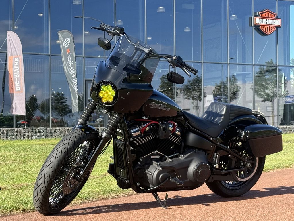  FXBB SOFTAIL Street Bob Solid Colour